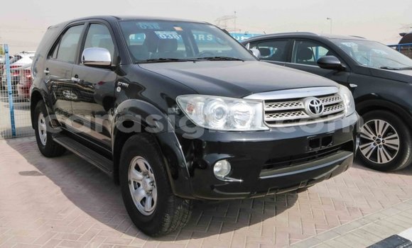 Acheter Import Voiture Toyota Fortuner Noir à Import - Dubai, Togo Acheter Import Voiture Toyota Fortuner Noir à Import - Dubai, Togo