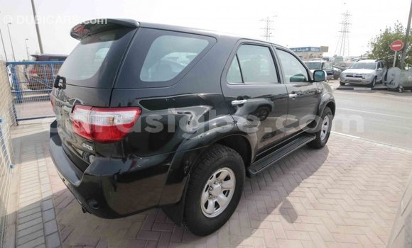 Acheter Import Voiture Toyota Fortuner Noir à Import - Dubai, Togo Acheter Import Voiture Toyota Fortuner Noir à Import - Dubai, Togo