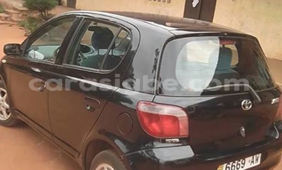 Acheter Occasion Voiture Toyota Yaris Noir à Adawlato, Togo Acheter Occasion Voiture Toyota Yaris Noir à Adawlato, Togo
