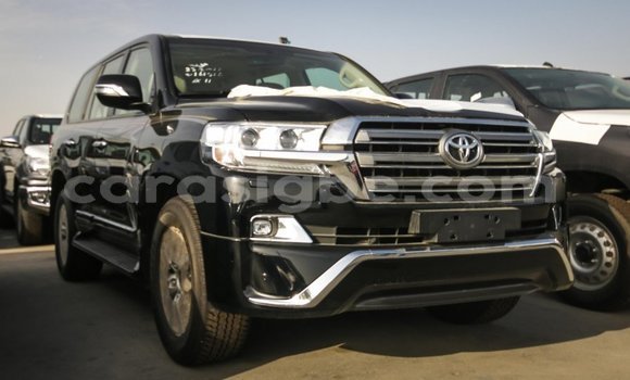 Acheter Import Voiture Toyota Land Cruiser Noir à Import - Dubai, Togo Acheter Import Voiture Toyota Land Cruiser Noir à Import - Dubai, Togo