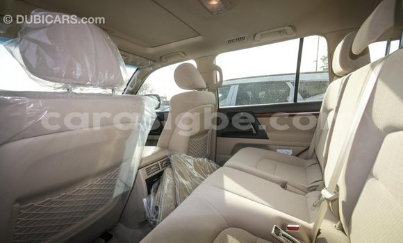 Acheter Import Voiture Toyota Land Cruiser Noir à Import - Dubai, Togo Acheter Import Voiture Toyota Land Cruiser Noir à Import - Dubai, Togo
