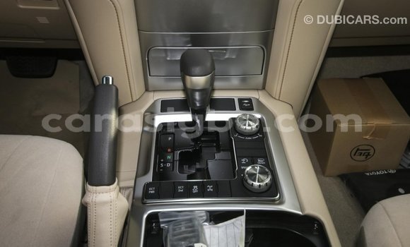 Acheter Import Voiture Toyota Land Cruiser Noir à Import - Dubai, Togo Acheter Import Voiture Toyota Land Cruiser Noir à Import - Dubai, Togo