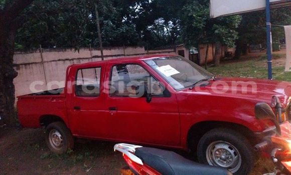 Buy Used Nissan Pickup Red Car in Adawlato in Togo Buy Used Nissan Pickup Red Car in Adawlato in Togo