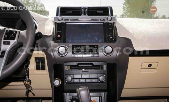 Acheter Import Voiture Toyota Prado Blanc à Import - Dubai, Togo Acheter Import Voiture Toyota Prado Blanc à Import - Dubai, Togo