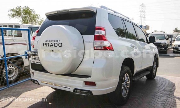 Acheter Import Voiture Toyota Prado Blanc à Import - Dubai, Togo Acheter Import Voiture Toyota Prado Blanc à Import - Dubai, Togo