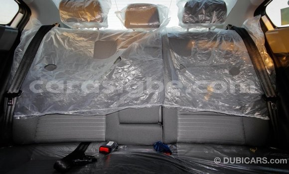 Acheter Import Voiture Kia Cerato Blanc à Import - Dubai, Togo Acheter Import Voiture Kia Cerato Blanc à Import - Dubai, Togo