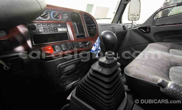 Acheter Import Utilitaire Hyundai Chorus Blanc à Import - Dubai, Togo Acheter Import Utilitaire Hyundai Chorus Blanc à Import - Dubai, Togo