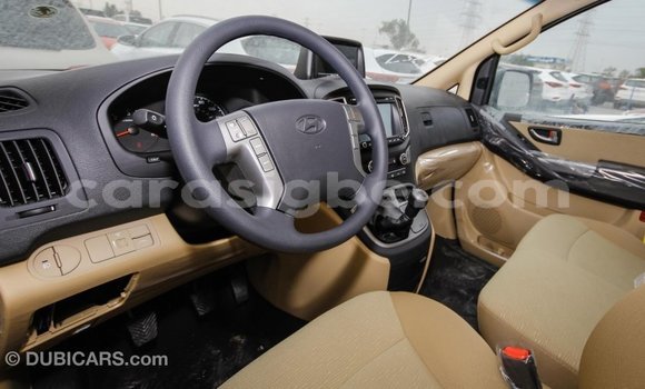 Buy Import Hyundai Chorus White Truck in Import - Dubai in Togo Buy Import Hyundai Chorus White Truck in Import - Dubai in Togo