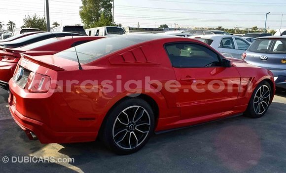 Acheter Import Voiture Ford Mustang Rouge à Import - Dubai, Togo Acheter Import Voiture Ford Mustang Rouge à Import - Dubai, Togo