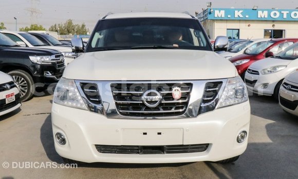 Acheter Import Voiture Nissan Patrol Blanc à Import - Dubai, Togo Acheter Import Voiture Nissan Patrol Blanc à Import - Dubai, Togo