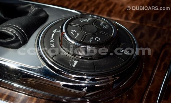 Acheter Import Voiture Nissan Patrol Blanc à Import - Dubai, Togo Acheter Import Voiture Nissan Patrol Blanc à Import - Dubai, Togo