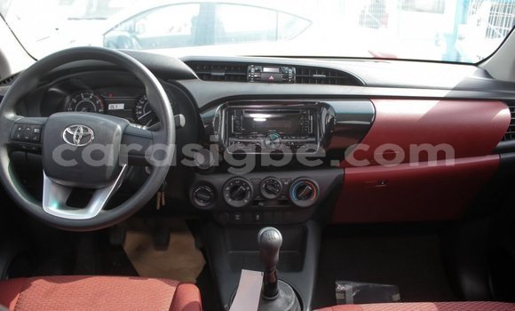 Acheter Import Voiture Toyota Hilux Autre à Import - Dubai, Togo Acheter Import Voiture Toyota Hilux Autre à Import - Dubai, Togo