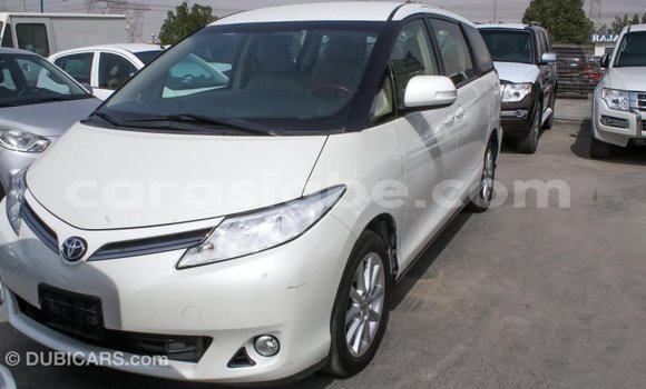 Buy Import Toyota Previa White Car in Import - Dubai in Togo Buy Import Toyota Previa White Car in Import - Dubai in Togo