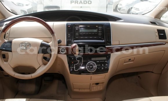 Buy Import Toyota Previa White Car in Import - Dubai in Togo Buy Import Toyota Previa White Car in Import - Dubai in Togo
