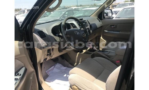 Acheter Import Voiture Toyota Fortuner Noir à Import - Dubai, Togo Acheter Import Voiture Toyota Fortuner Noir à Import - Dubai, Togo