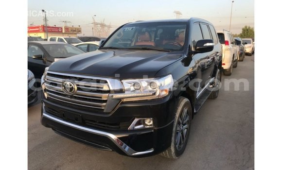 Acheter Import Voiture Toyota Land Cruiser Noir à Import - Dubai, Togo Acheter Import Voiture Toyota Land Cruiser Noir à Import - Dubai, Togo