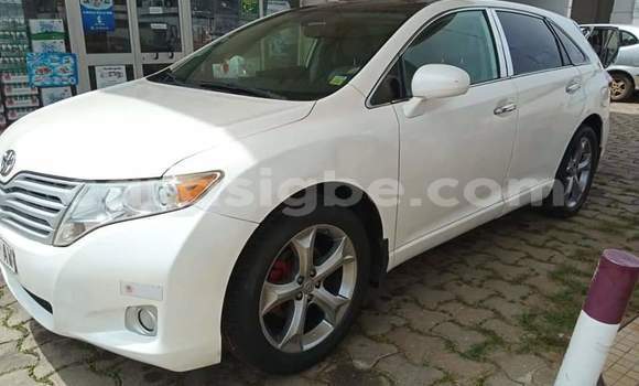 Buy Used Toyota Venza White Car in Lome in Togo Buy Used Toyota Venza White Car in Lome in Togo