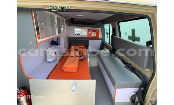 Buy Import Toyota Land Cruiser Beige Car in Import - Dubai in Togo Buy Import Toyota Land Cruiser Beige Car in Import - Dubai in Togo