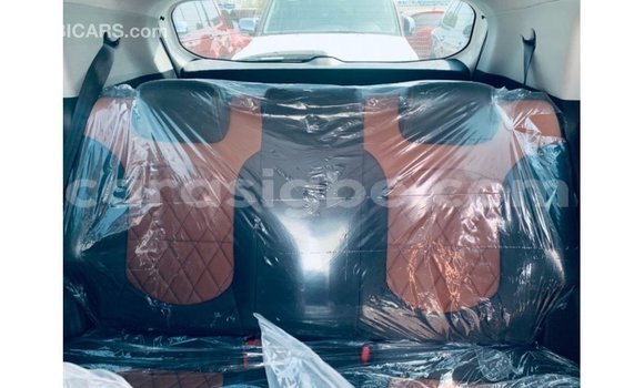 Acheter Import Voiture Hyundai Creta Blanc à Import - Dubai, Togo Acheter Import Voiture Hyundai Creta Blanc à Import - Dubai, Togo