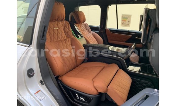Buy Import Lexus LX White Car in Import - Dubai in Togo Buy Import Lexus LX White Car in Import - Dubai in Togo