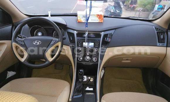 Buy Used Hyundai Sonata White Car in Adawlato in Togo Buy Used Hyundai Sonata White Car in Adawlato in Togo