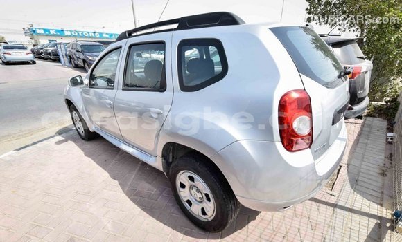 Acheter Import Voiture Renault Duster Autre à Import - Dubai, Togo Acheter Import Voiture Renault Duster Autre à Import - Dubai, Togo