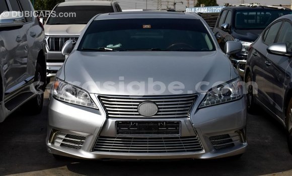 Acheter Import Voiture Lexus ES Autre à Import - Dubai, Togo Acheter Import Voiture Lexus ES Autre à Import - Dubai, Togo