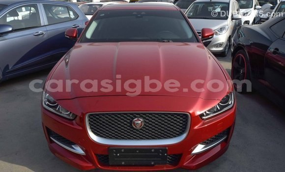 Acheter Import Voiture Jaguar XE Rouge à Import - Dubai, Togo Acheter Import Voiture Jaguar XE Rouge à Import - Dubai, Togo
