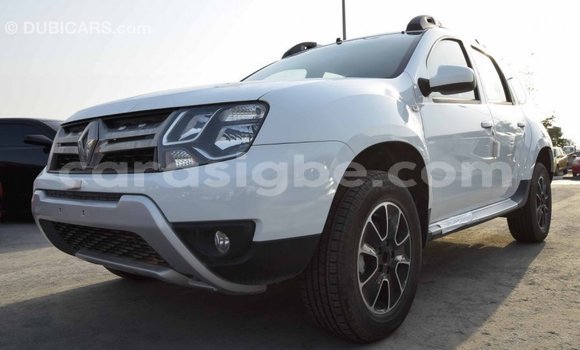 Acheter Import Voiture Renault Duster Blanc à Import - Dubai, Togo Acheter Import Voiture Renault Duster Blanc à Import - Dubai, Togo