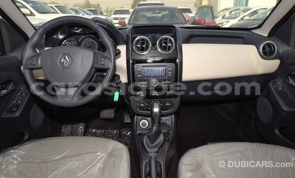 Acheter Import Voiture Renault Duster Blanc à Import - Dubai, Togo Acheter Import Voiture Renault Duster Blanc à Import - Dubai, Togo