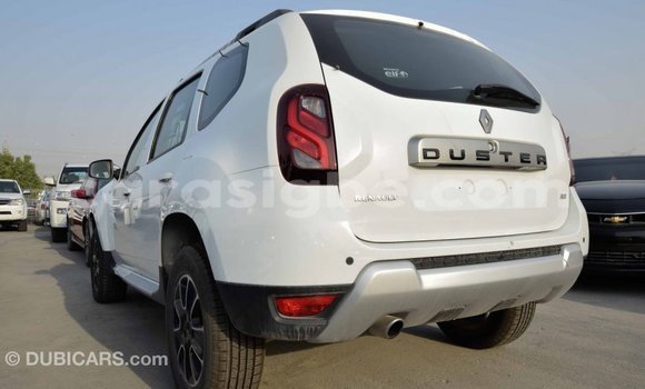 Acheter Import Voiture Renault Duster Blanc à Import - Dubai, Togo Acheter Import Voiture Renault Duster Blanc à Import - Dubai, Togo