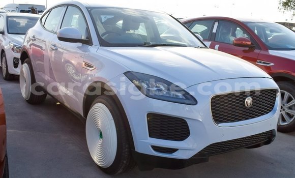 Acheter Import Voiture Jaguar E-Pace Blanc à Import - Dubai, Togo