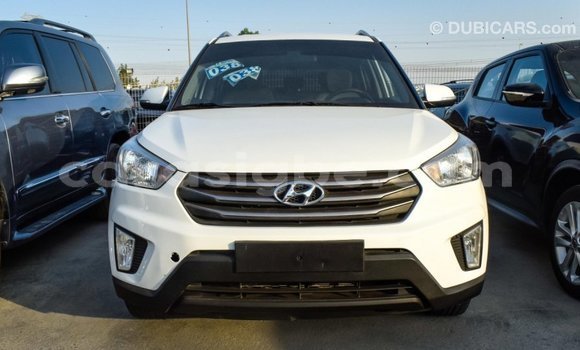 Acheter Import Voiture Hyundai Creta Blanc à Import - Dubai, Togo Acheter Import Voiture Hyundai Creta Blanc à Import - Dubai, Togo
