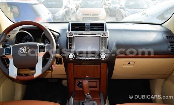 Acheter Import Voiture Toyota Prado Blanc à Import - Dubai, Togo Acheter Import Voiture Toyota Prado Blanc à Import - Dubai, Togo