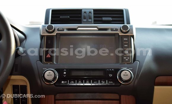 Acheter Import Voiture Toyota Prado Blanc à Import - Dubai, Togo Acheter Import Voiture Toyota Prado Blanc à Import - Dubai, Togo