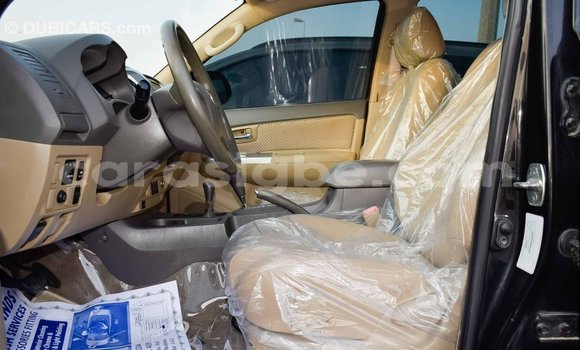 Acheter Import Voiture Toyota Fortuner Noir à Import - Dubai, Togo Acheter Import Voiture Toyota Fortuner Noir à Import - Dubai, Togo
