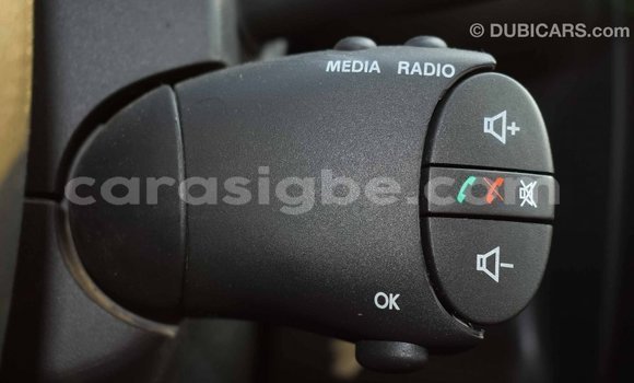 Acheter Import Voiture Renault Duster Blanc à Import - Dubai, Togo Acheter Import Voiture Renault Duster Blanc à Import - Dubai, Togo