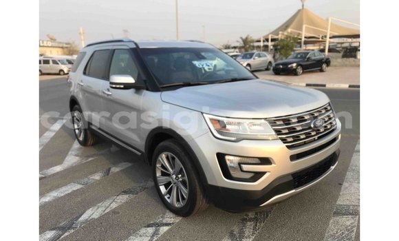 Acheter Import Voiture Ford Explorer Autre à Import - Dubai, Togo
