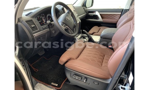 Buy Import Toyota Land Cruiser Black Car in Import - Dubai in Togo Buy Import Toyota Land Cruiser Black Car in Import - Dubai in Togo