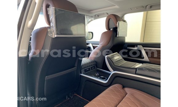 Buy Import Toyota Land Cruiser Black Car in Import - Dubai in Togo Buy Import Toyota Land Cruiser Black Car in Import - Dubai in Togo