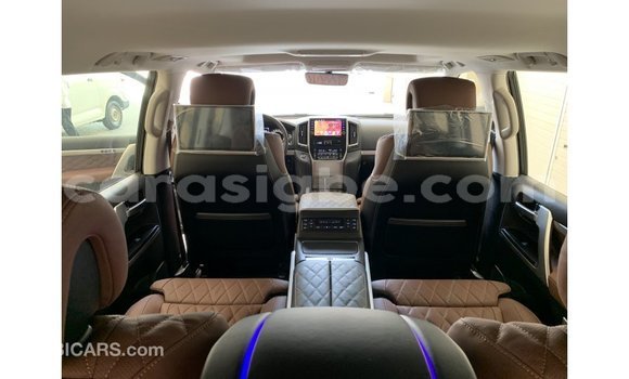 Buy Import Toyota Land Cruiser Black Car in Import - Dubai in Togo Buy Import Toyota Land Cruiser Black Car in Import - Dubai in Togo