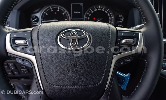 Buy Import Toyota Land Cruiser White Car in Import - Dubai in Togo Buy Import Toyota Land Cruiser White Car in Import - Dubai in Togo