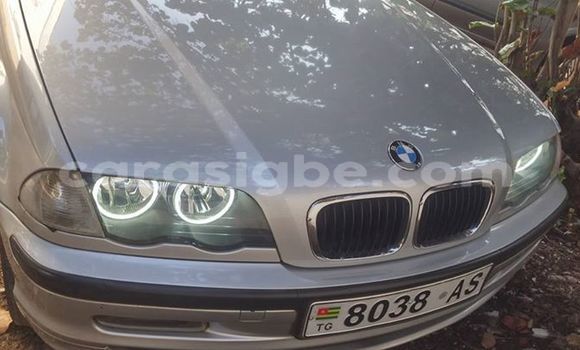 Acheter Occasion Voiture BMW 3–Series Gris à Adawlato, Togo