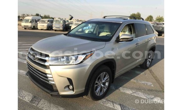 Acheter Import Voiture Toyota Highlander Autre à Import - Dubai, Togo Acheter Import Voiture Toyota Highlander Autre à Import - Dubai, Togo