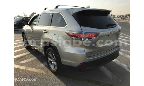 Acheter Import Voiture Toyota Highlander Autre à Import - Dubai, Togo Acheter Import Voiture Toyota Highlander Autre à Import - Dubai, Togo