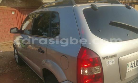 Acheter Occasion Voiture Hyundai Santa Fe Gris à Adawlato au Togo Acheter Occasion Voiture Hyundai Santa Fe Gris à Adawlato au Togo