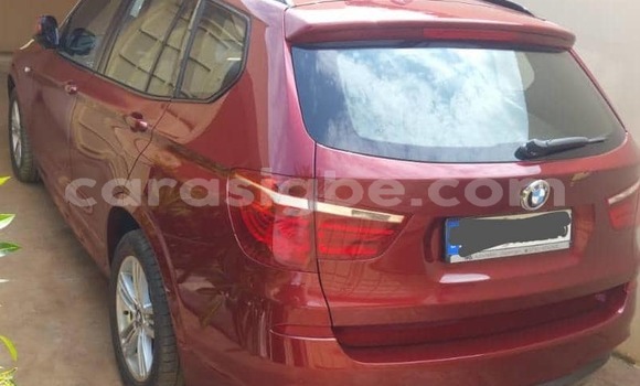 Acheter Occasion Voiture BMW X3 Rouge à Lomé, Togo Acheter Occasion Voiture BMW X3 Rouge à Lomé, Togo