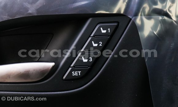 Acheter Import Voiture Lexus LX Bleu à Import - Dubai, Togo Acheter Import Voiture Lexus LX Bleu à Import - Dubai, Togo