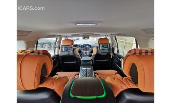 Acheter Import Voiture Toyota Land Cruiser Noir à Import - Dubai, Togo Acheter Import Voiture Toyota Land Cruiser Noir à Import - Dubai, Togo