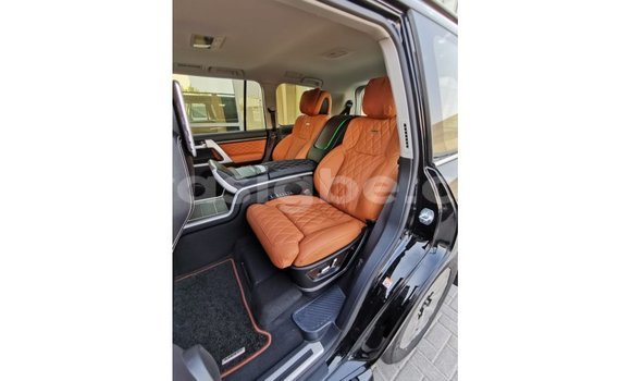 Acheter Import Voiture Toyota Land Cruiser Noir à Import - Dubai, Togo Acheter Import Voiture Toyota Land Cruiser Noir à Import - Dubai, Togo
